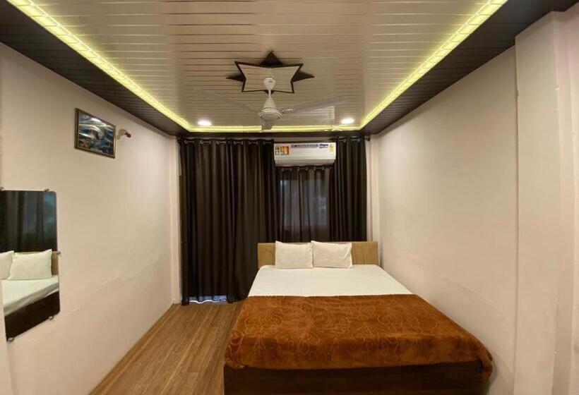 Отель Khatu Shyam Palace