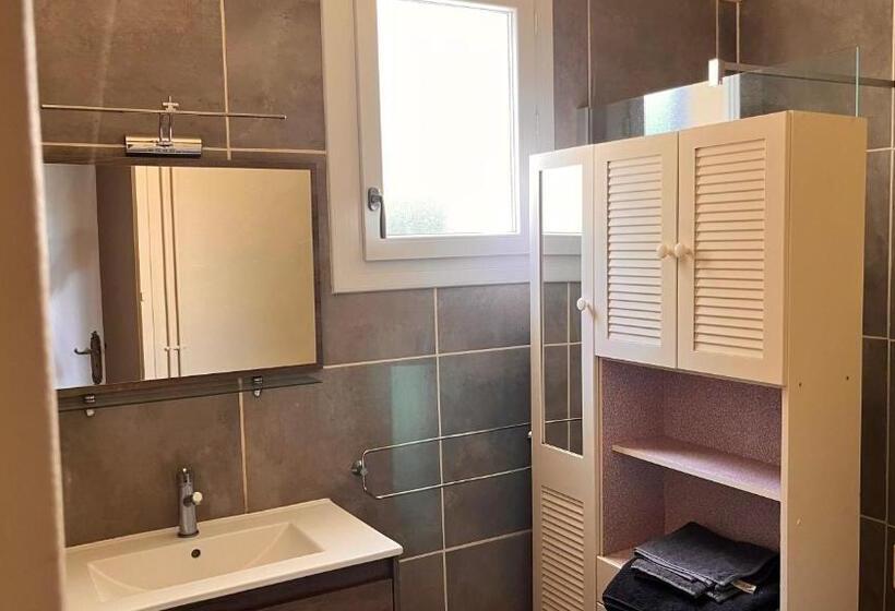 בית מלון כפרי Métairie De Moutiques