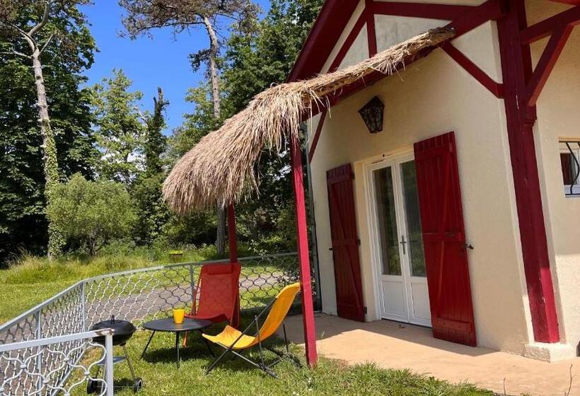 בית מלון כפרי Métairie De Moutiques