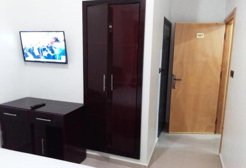 Отель Nassim Albahr