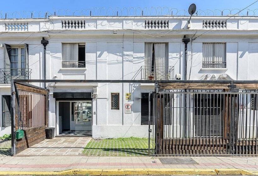 호텔 Santiago Patio Bellavista