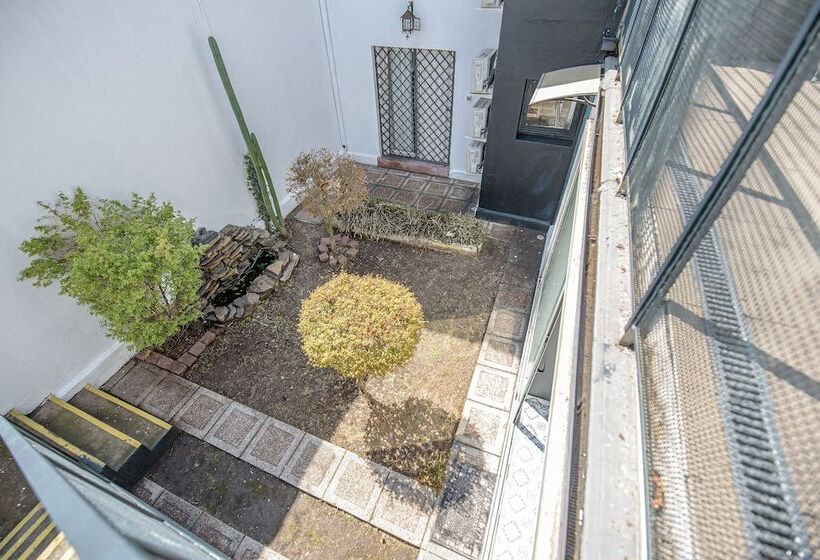 호텔 Santiago Patio Bellavista