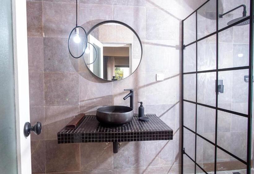 هتل Serenity Residences & Spa   Kokrobite Beach