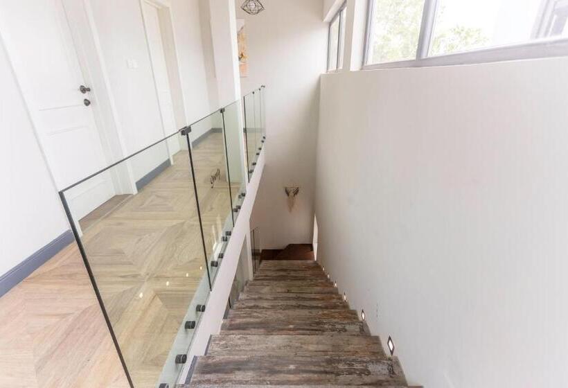 هتل Serenity Residences & Spa   Kokrobite Beach