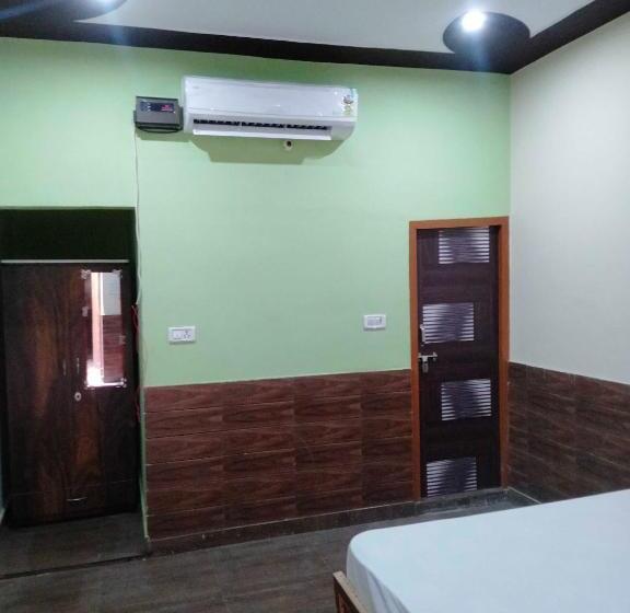 Пансион Oyo Home Grand