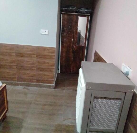 Пансион Oyo Home Grand