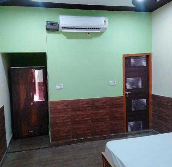 Пансион Oyo Home Grand