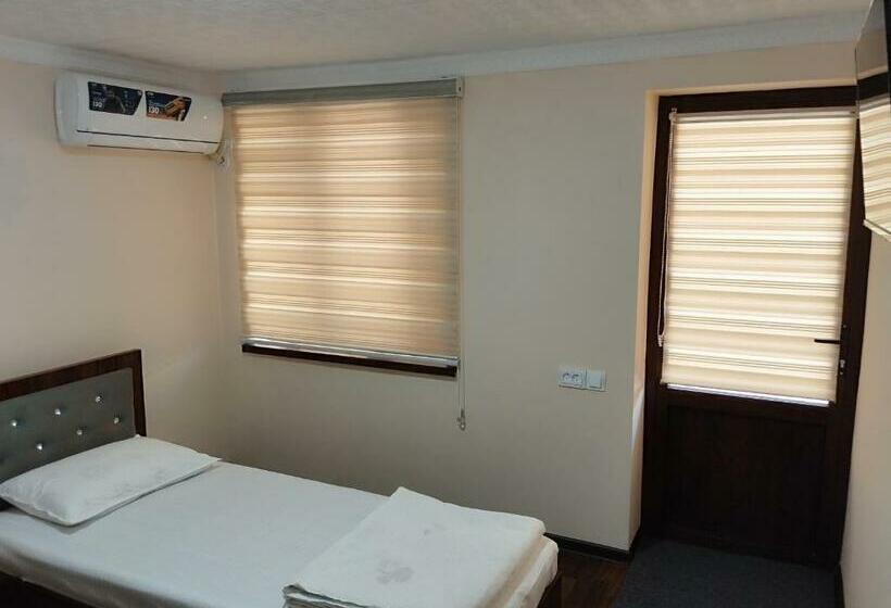 פנסיון Raxmatjon