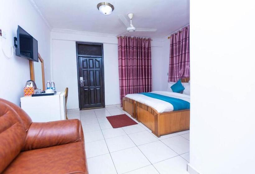 Sky Plus Hotel & Resort