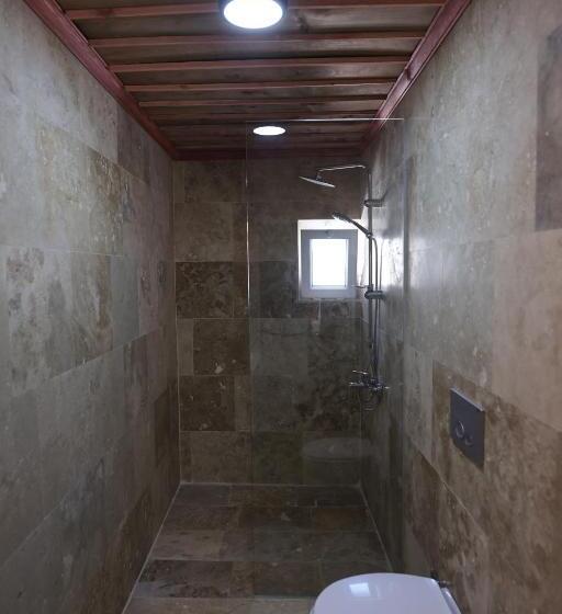 Stone Owl Otel & Restaurant