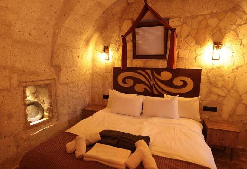 Stone Owl Otel & Restaurant