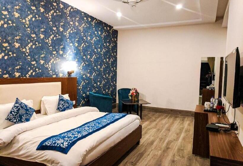 Vrinda Anandam Resort  Vrindavan