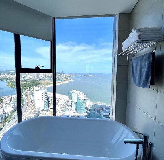 Bayside Condotel A La Carte