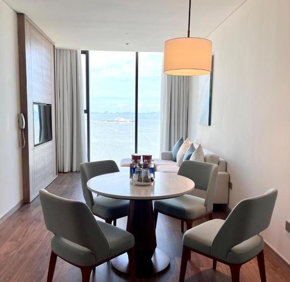 Bayside Condotel A La Carte