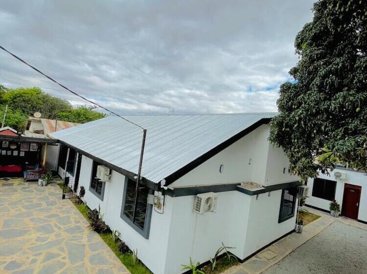 민박 The Baobab Homestay