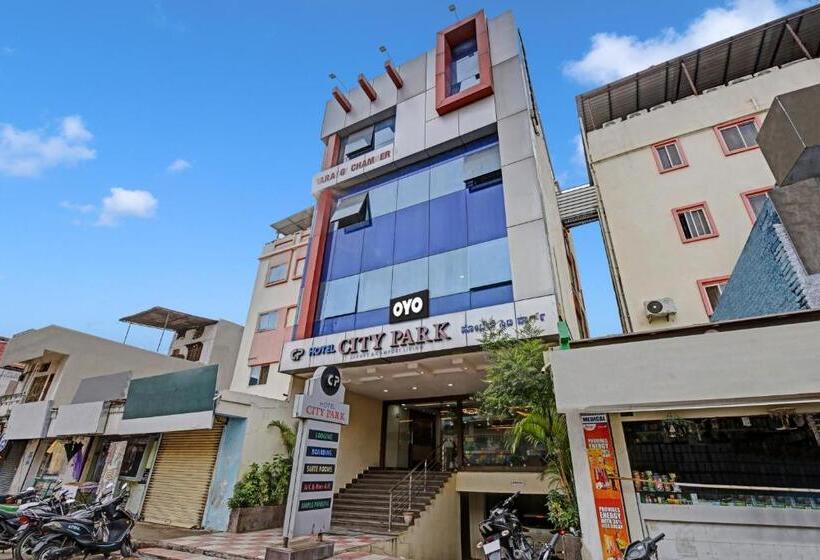 Collection O Hotel City Park