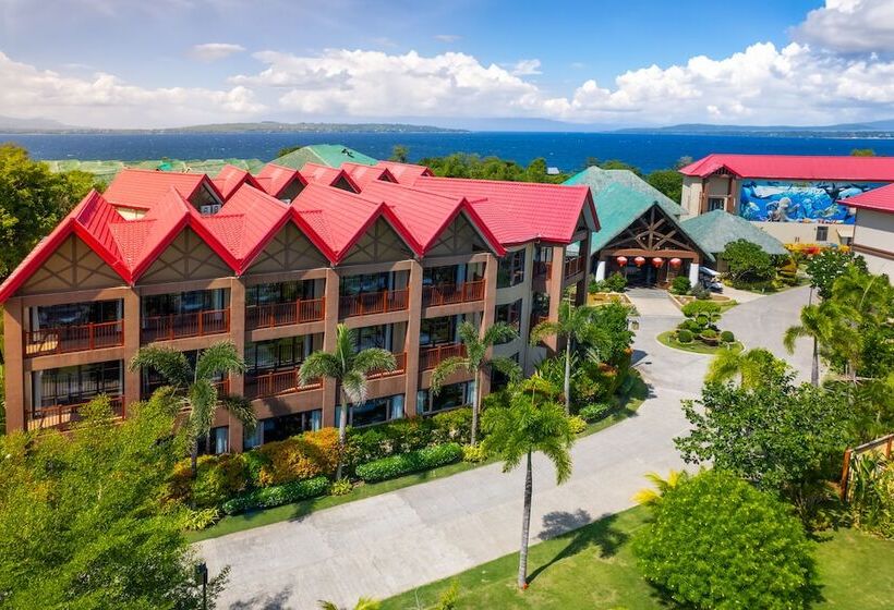 H Resort   The Coral Cliff