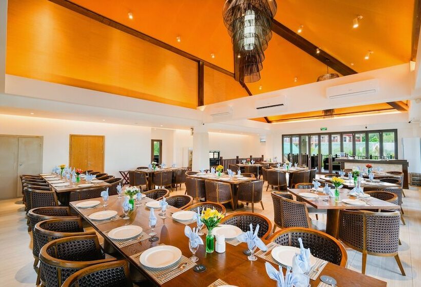 H Resort   The Coral Cliff