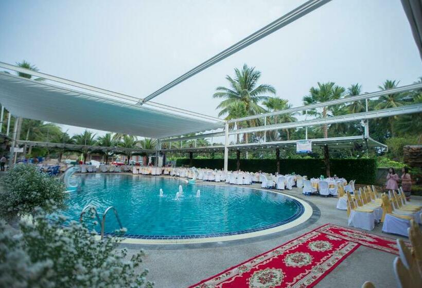 Hotel โรงแรมแสงทองรีสอร์ท