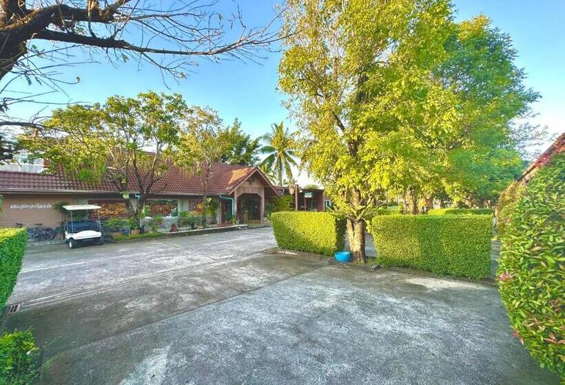 酒店 โรงแรมแสงทองรีสอร์ท