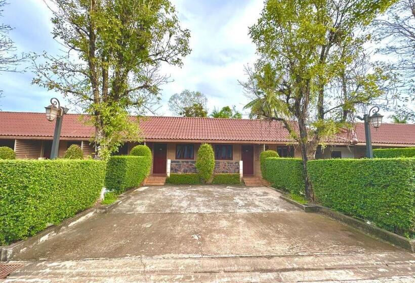 酒店 โรงแรมแสงทองรีสอร์ท