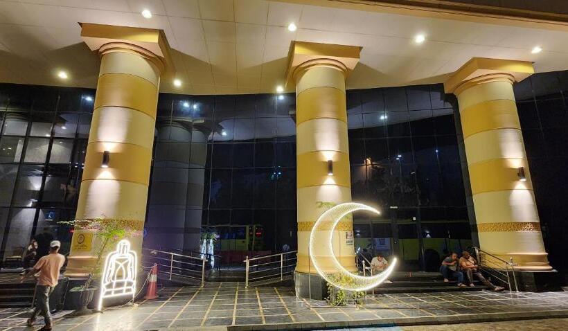 호텔 Al Fajr Al Badea   1