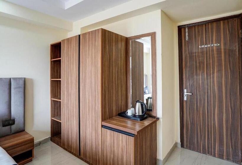 בית מלון כפרי Collection O Dm 45