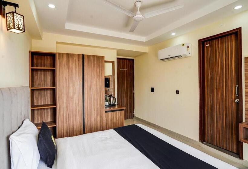 בית מלון כפרי Collection O Dm 45