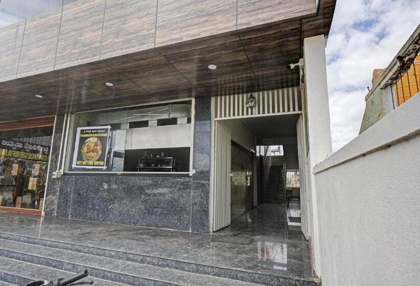 酒店 Oyo Flagship Sri Chowdeshwari Boarding And Lodging