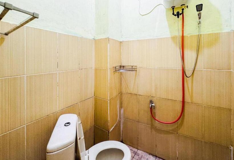 Hotel Penginapan Dison Redpartner