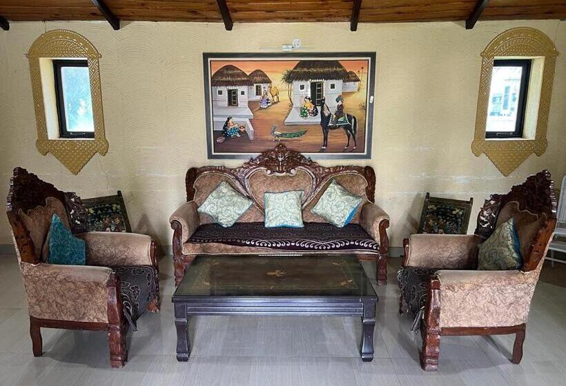 호텔 The Kutch House