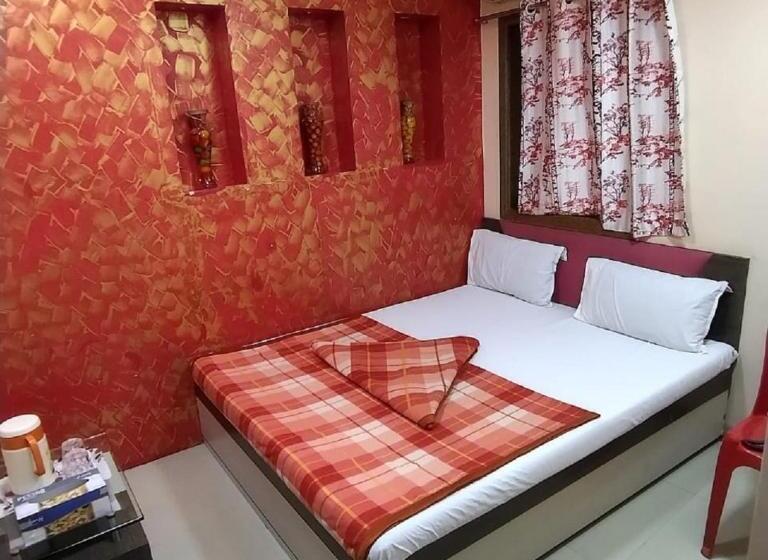 فندق Welcome, Mumbai