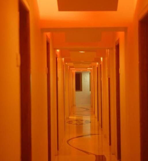 فندق Welcome, Mumbai