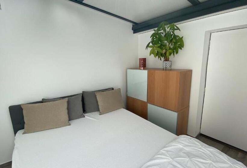 膳宿费 Val D’europe Eva