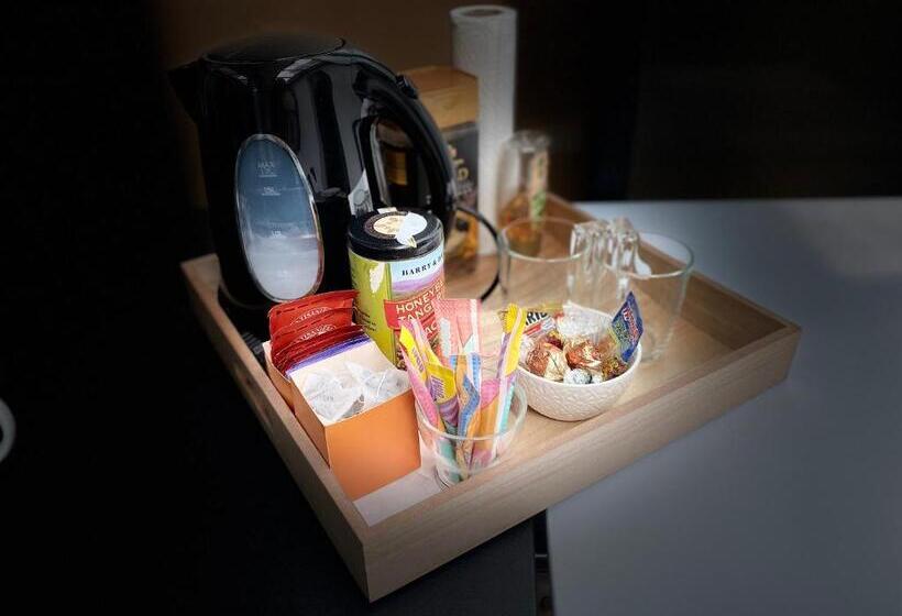 膳宿费 Val D’europe Eva