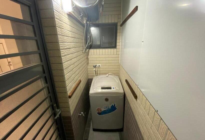 Schronisko 康莊背包旅宿 上下舖背包床位4人&6人房&雙人床房 請來電確認住宿否則無效預訂