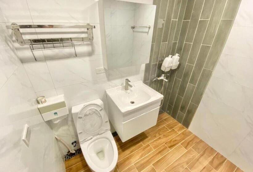 Schronisko 康莊背包旅宿 上下舖背包床位4人&6人房&雙人床房 請來電確認住宿否則無效預訂