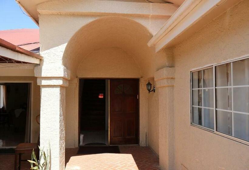 هاستل Ataongo Residence