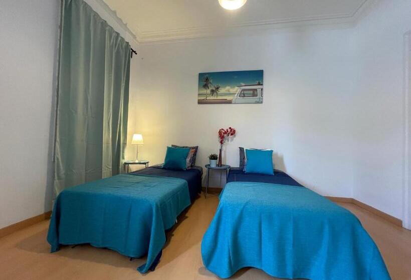 Общежитие Central Rooms Cathedral