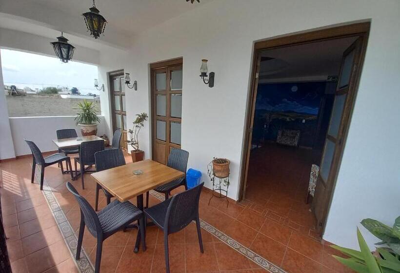 مبيت وإفطار Casa Tastuán