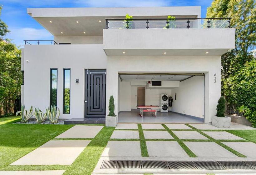 ベッドアンドブレックファースト West Hollywood Modern Luxury 5 Br Villa Sleeps 10