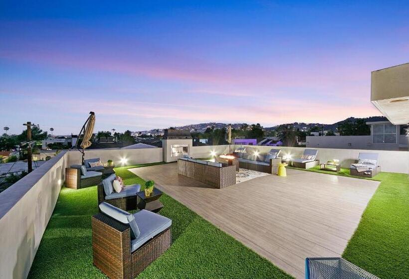 ベッドアンドブレックファースト West Hollywood Modern Luxury 5 Br Villa Sleeps 10