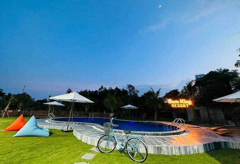 Bum King Resort Hồ Tràm