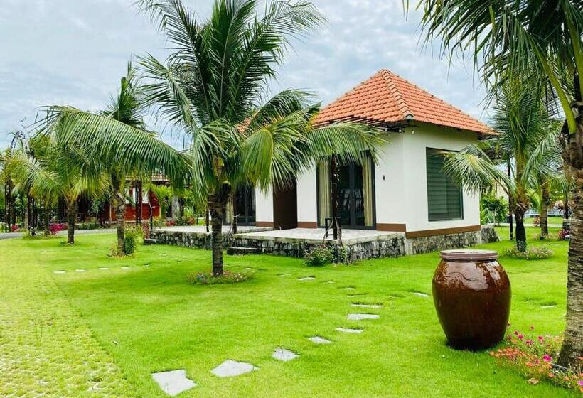 Bum King Resort Hồ Tràm