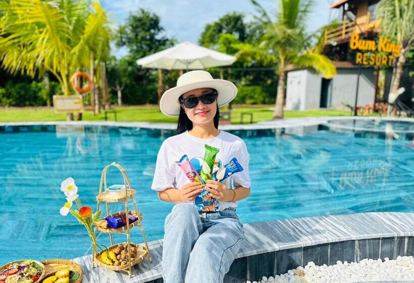 Bum King Resort Hồ Tràm