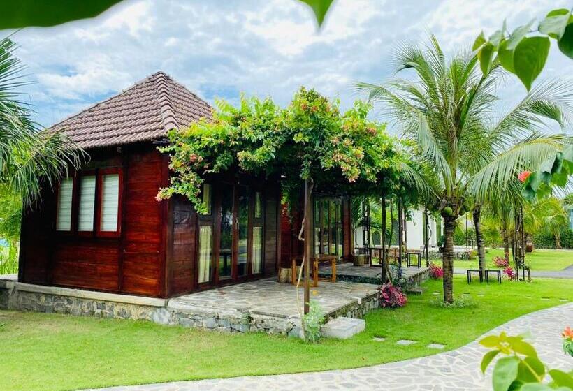 Bum King Resort Hồ Tràm