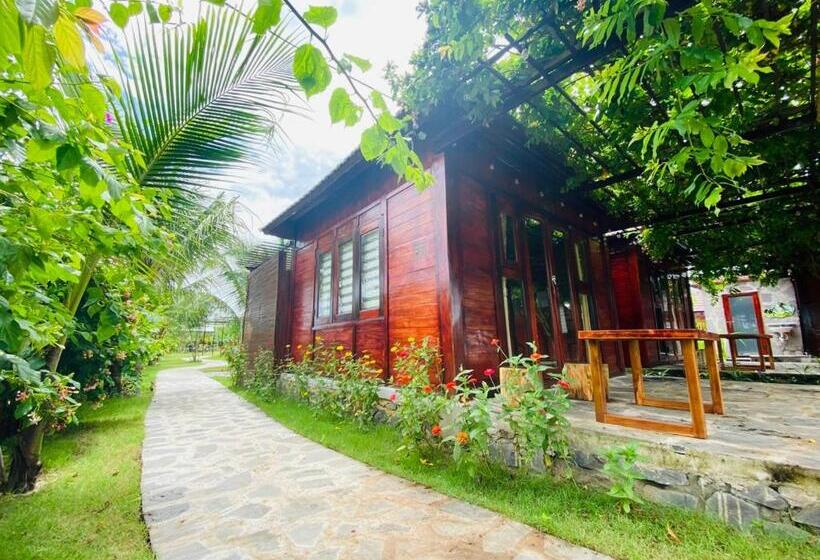 Bum King Resort Hồ Tràm