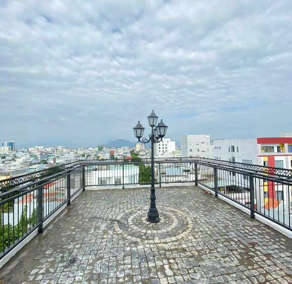 Goodtech Luxury Hotel & Apartment