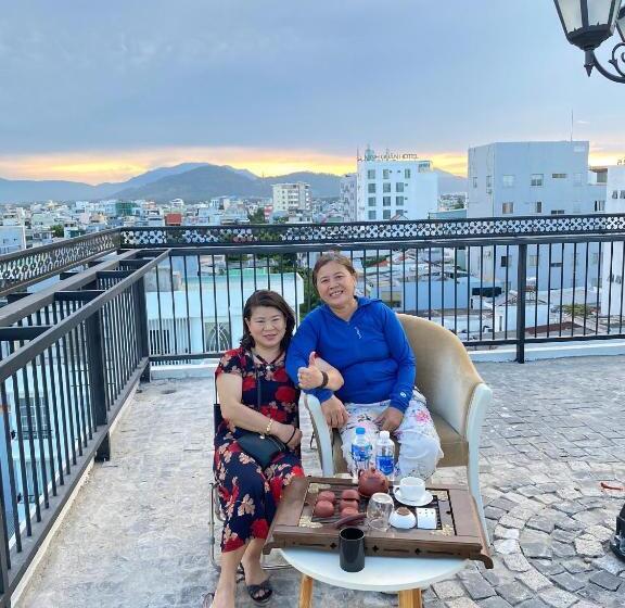 Goodtech Luxury Hotel & Apartment