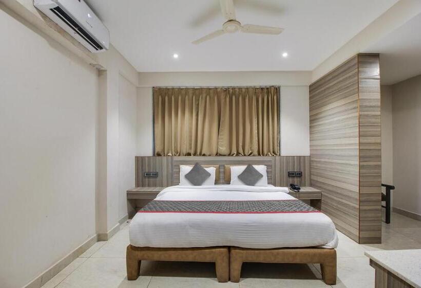 酒店 Collection O Avasa Grand